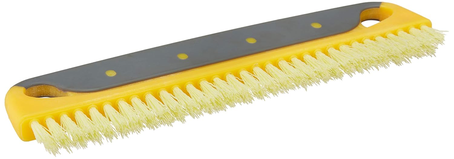 Amazon Basics Wallpaper Kit with Soft Grip Brushes